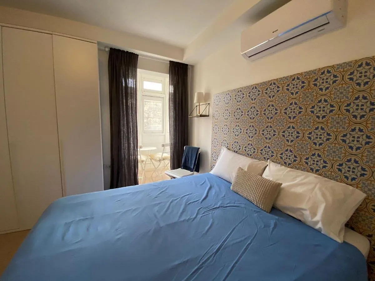 Cozy 2 Bedroom Apartment Near Seafront Gzira