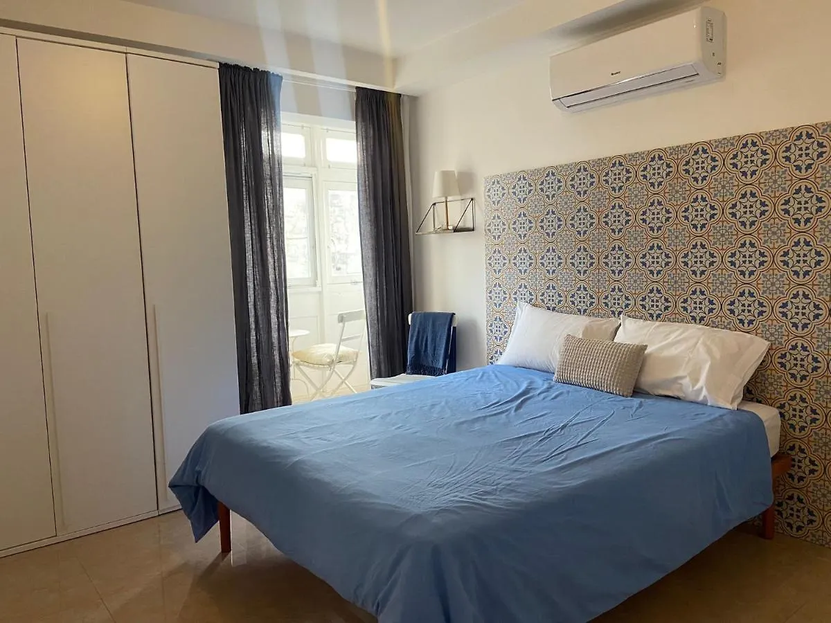 Cozy 2 Bedroom Apartment Near Seafront Gzira 0*,  Malta