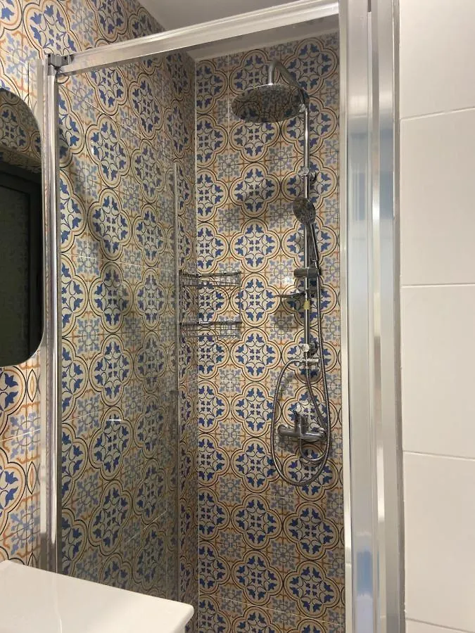 Cozy 2 Bedroom Apartment Near Seafront Gzira 0*,  Malta