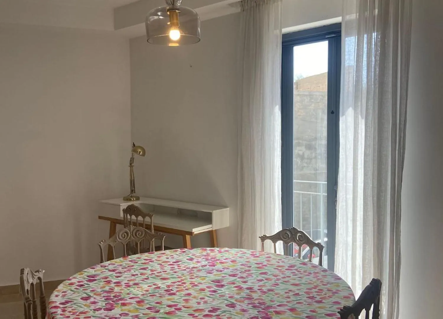 Cozy 2 Bedroom Apartment Near Seafront Gzira 0*,